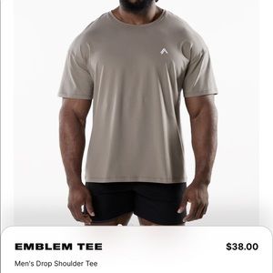 Alphalete Emblem Tee - M/Cedar
